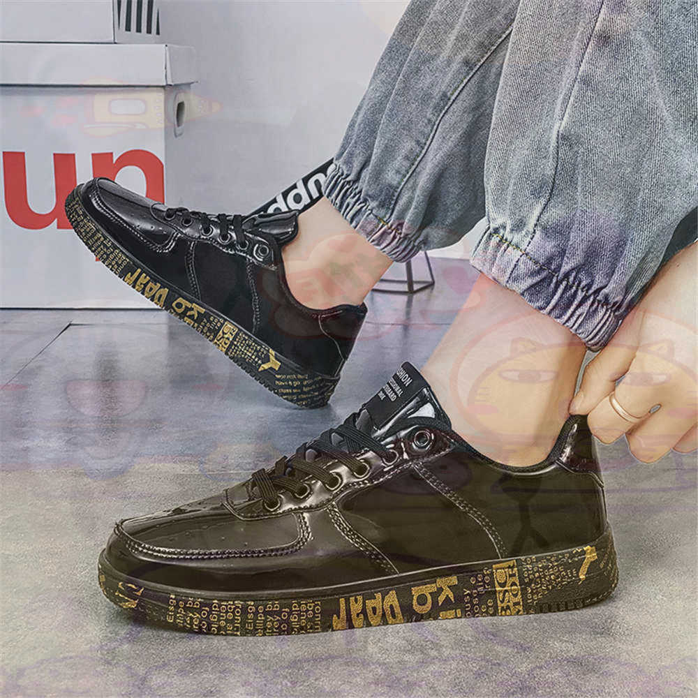 Round Foot Size 45 Sneakers Wh - Streetwear Brand Store 评论和价格