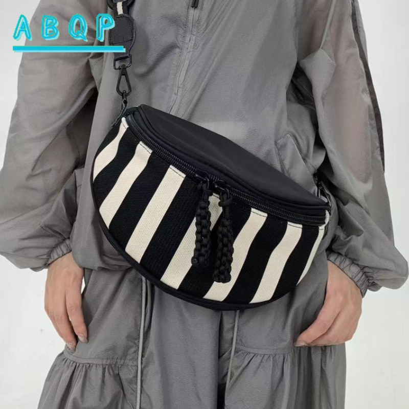New Women's Crossbody Bag Luxu - Streetwear Brand Bag 评论和价格