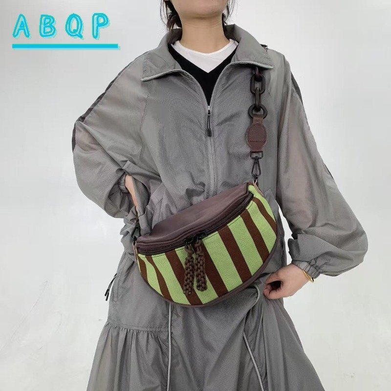 New Women's Crossbody Bag Luxu - Streetwear Brand Bag 评论和价格